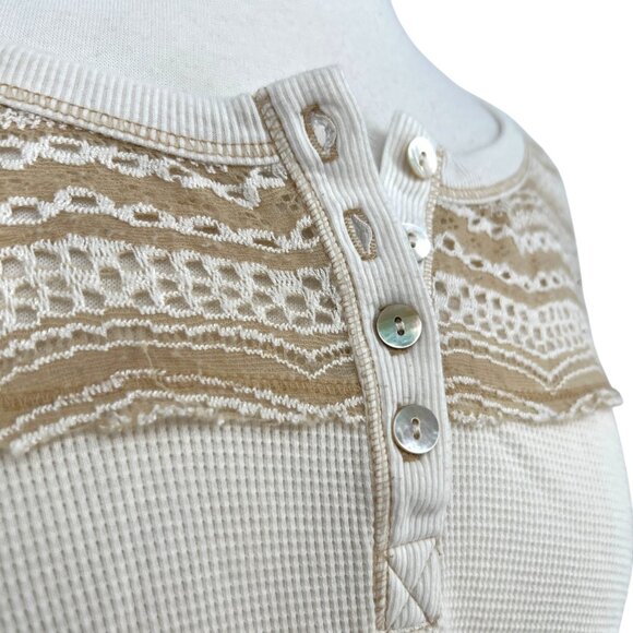 Sundance Clara Thermal Ivory Lace Button Accent Long Sleeve Top Size Medium - Picture 5 of 12